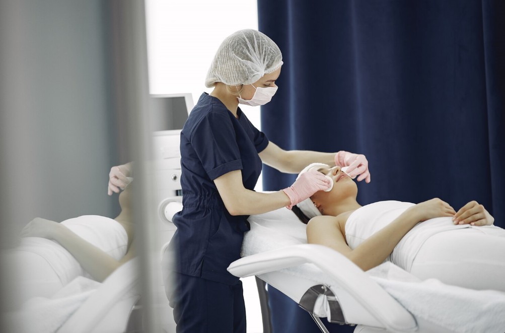 girl enjoying her med spa in parrish fl
